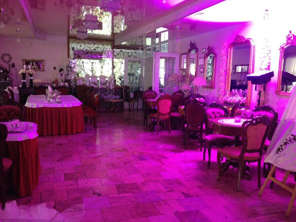 Acwador Hotel Pleszew Buitenkant foto